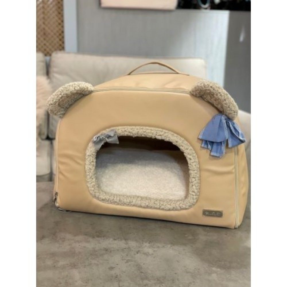 Будиночок з еко-шкіри для собак та котів Pretty Pet "Bear House" бежевого кольору, з вухами — Фото 1